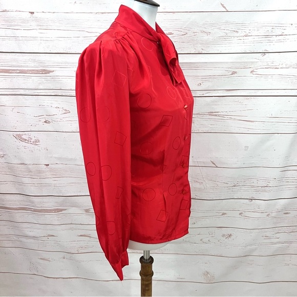 Vintage Le Blouse 80’s 90’s Front Tie Geometric Print Silky Button Up Blouse - Picture 8 of 10